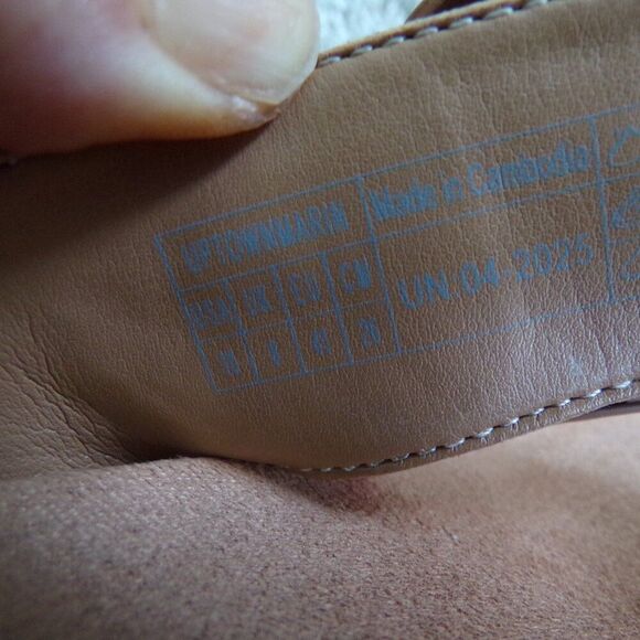 Vionic platform flipflops sandals 10 - Picture 7 of 9